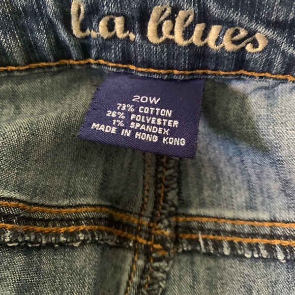 WOMEN'S L.A.blues DENIM JEANS, SIZE 20W Boot Cut Light Frayed Bottoms - Picture 6 of 14